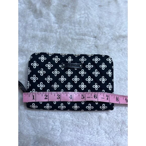 Vera Bradley Daisy Flower Wristlet Wallet - Picture 3 of 5